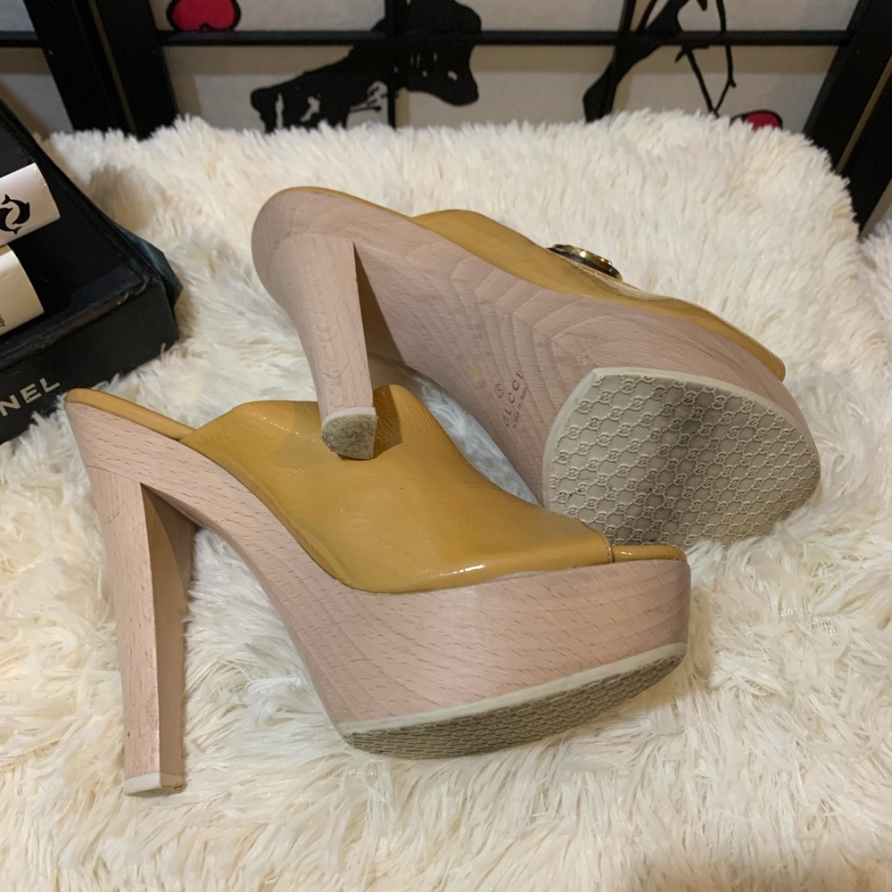 Gucci Hysteria clog sandal…UEC retail $698.00 - Picture 6 of 6